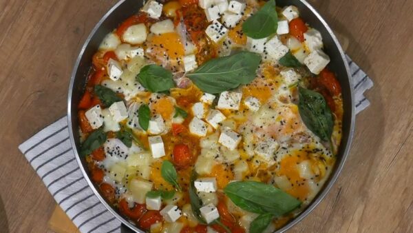 Στραπατσάδα με πιπεριές Φλωρίνης