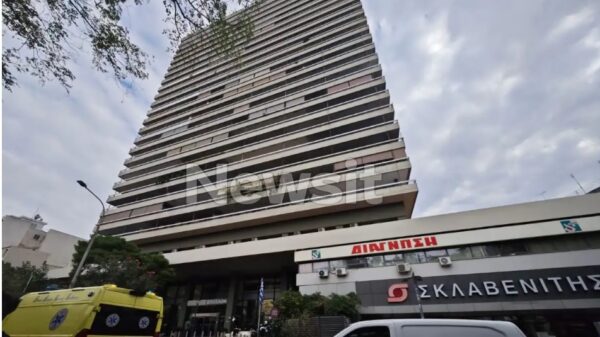 Αμπελόκηποι: Πυκνό μυστήριο για τη βουτιά θανάτου του 44χρονου από τον 24ο όροφο του πύργου «Απόλλων» – Περίμενε το δεύτερο παιδί του