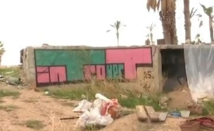 Γλυφάδα: «Δεν του έκανε τίποτα και τώρα παλεύει για τη ζωή της» λέει η κόρη της 70χρονης μετά την επίθεση με πέτρα από 38χρονο