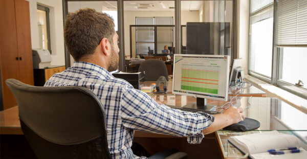 28η Οκτωβρίου: Τι ισχύει με την αργία – Όσα πρέπει να γνωρίζουν εργαζόμενοι και εργοδότες