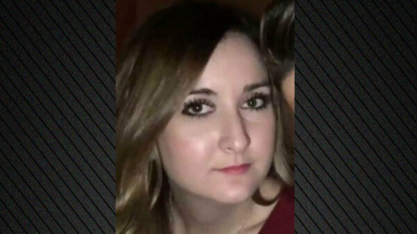 Ξεκινά η δίκη για τη Δώρα που πέθανε μετά από γέννα στην Ηλεία – Οι υπαίτιοι για τον θάνατό της συνεχίζουν κανονικά τις ζωές τους, λέει η αδερφή της