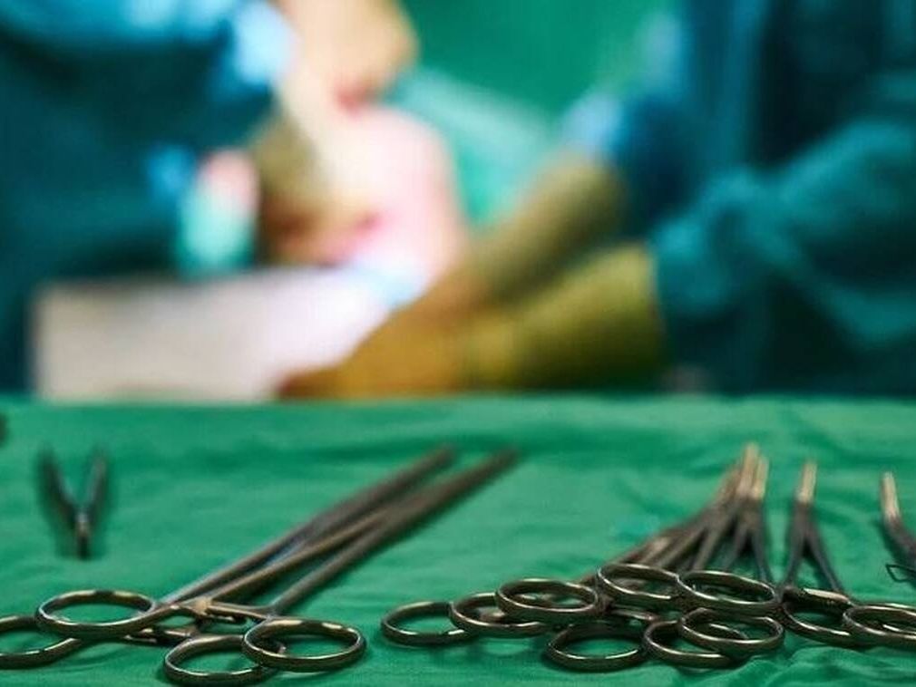 Συγκίνηση στα Ιωάννινα: Πατέρας δώρισε τον νεφρό του για να σώσει τον  31χρονο γιο του