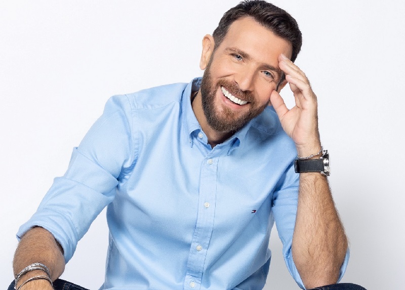 «Ώρα για ψυχαγωγία», με τον Θανάση Πάτρα!