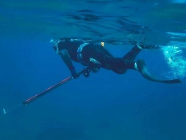 Πάτρα: Αγωνία για τον 35χρονο ψαροντουφεκά που χάθηκε στην θάλασσα του Ρίου