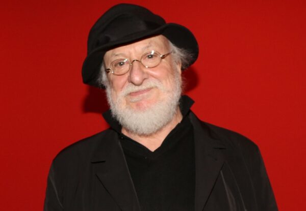 Διονύσης Σαββόπουλος: «Ο πολυαγαπημένος μας σύζυγος, πατέρας, παππούς και τραγουδοποιός έφυγε» – Η συγκινητική ανακοίνωση της οικογένειας του