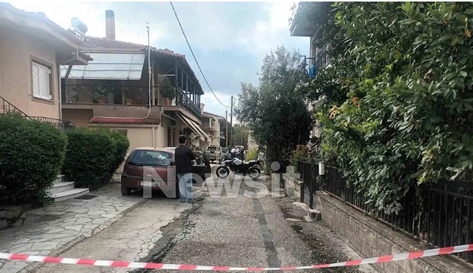 Τρίκαλα: «Είχε σχέσεις και ήθελα από παλιά να τη σκοτώσω» – Πριν τέσσερις ημέρες είχε επιστρέψει στο σπίτι ο 18χρονος