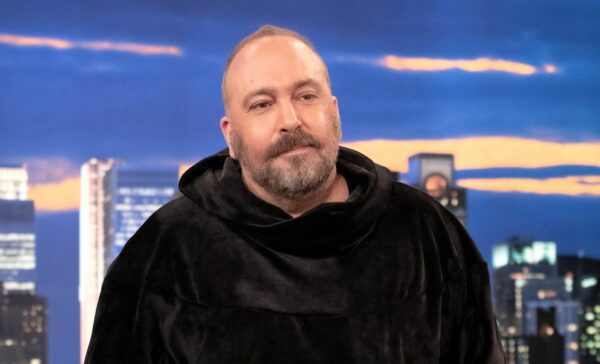 Θύμα διαδικτυακής απάτης o Γιώργος Αλκαίος: «Χρησιμοποιεί το όνομά μου και τις φωτογραφίες μου…»