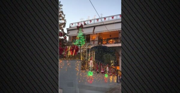 Σπίτια υπερπαραγωγή με χιλιάδες χριστουγεννιάτικα λαμπάκια στη Λιβαδειά έγιναν viral στο TikTok, δείτε βίντεο
