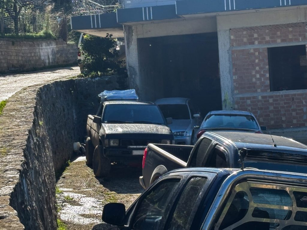 Θάνατος 4χρονου στην Αχαΐα: Σοκάρει η ομολογία του θείου του – «Κρατούσα το παιδί μπροστά στη γουρούνα και πέσαμε»