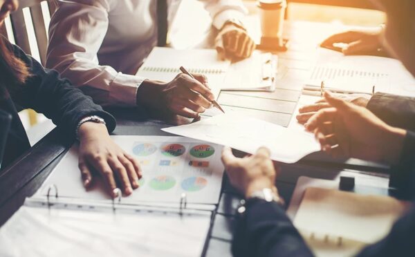 Σοκάρουν τα στοιχεία για το δημογραφικό: Η Ελλάδα θα χάσει 2 εκατομμύρια εργαζόμενους έως το 2050