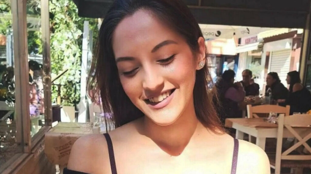 Δολοφονία Κυριακής Γρίβα: Ελεύθερη με όρους η αξιωματικός υπηρεσίας του ΑΤ Αγίων Αναργύρων – «Έκανα το καθήκον μου» είπε στην απολογία της