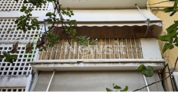 Αιγάλεω: Συχνοί οι καυγάδες μεταξύ της 29χρονης και του πατέρα της – «Πριν την μαχαιρώσει, ακούγονταν φωνές, τσακώνονταν»