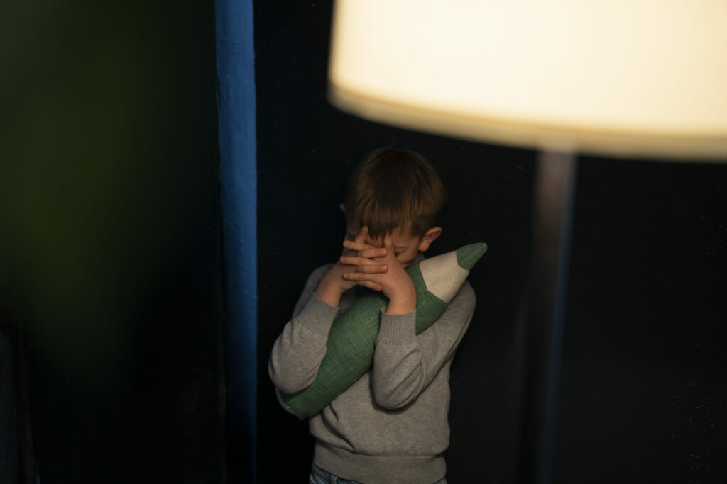 «Χαμόγελο του Παιδιού»: 858 αναφορές για σωματική κακοποίηση παιδιών μέχρι τον Οκτώβριο – «Η κατάσταση έχει ξεφύγει»