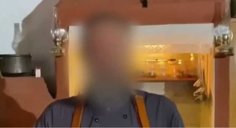 Χειροπέδες σε παλαιοημερολογίτη ιερέα, πρώην μοντέλο με κανάλι στο YouTube για διακίνηση κοκαΐνης και κάνναβης