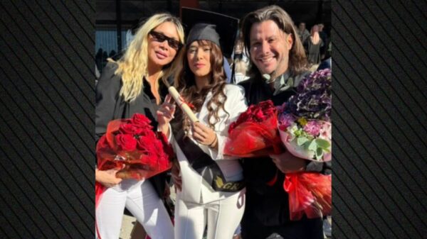 Πάολα: H κόρη της πήρε το πτυχίο της – Η οικογενειακή φωτογραφία