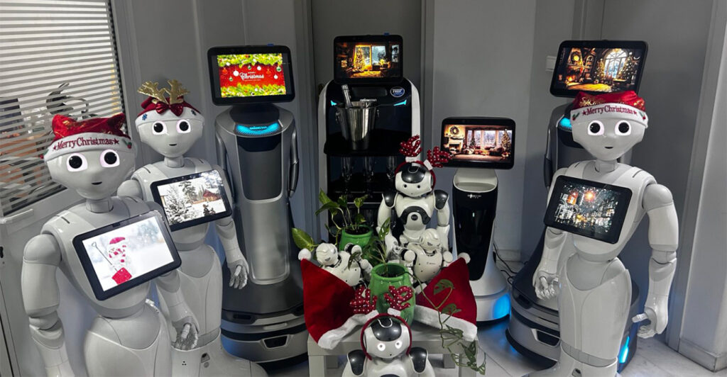 Ρομπότ κάνουν πρόβες για να πουν τα κάλαντα στη Θεσσαλονίκη – Δείτε φωτογραφίες