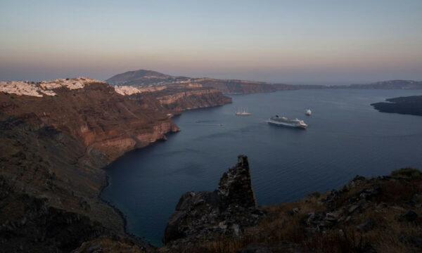 Σαντορίνη: Λύθηκε το μυστήριο με τους σεισμούς – Τι συνέβη κάτω από τον πυθμένα