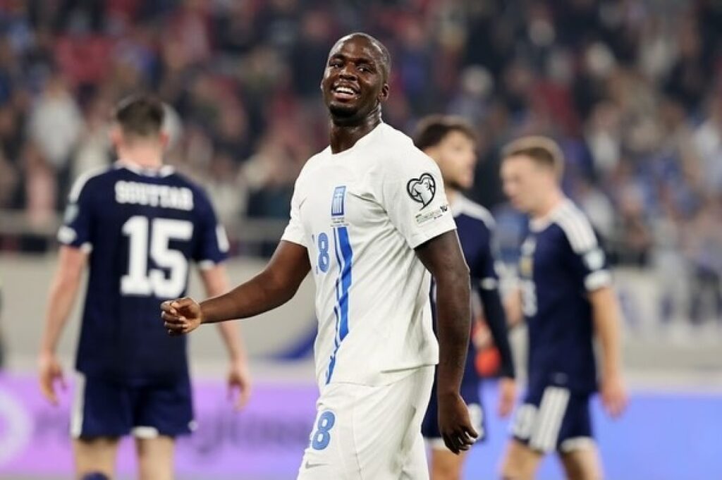 «Μαμά τα καταφέραμε» – Το συγκινητικό μήνυμα του Τεττέη για το ντεμπούτο του στην Εθνική