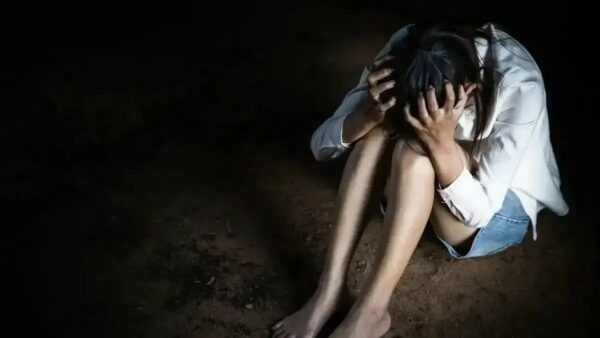 Προκλητικός ο πατέρας που βίαζε την κόρη του και έκανε παιδί μαζί του στην Ρόδο: «Έγινε με συναίνεση»