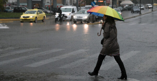 Καιρός – Τσατραφύλλιας: Αδιάκοπες βροχές για 72 ώρες – Επίκεντρο της κακοκαιρίας η Αττική, ακραία φαινόμενα σε 4 περιοχές