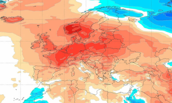 Καιρός: Πρόβλεψη Τσατραφύλλια για τα Χριστούγεννα με εκπλήξεις