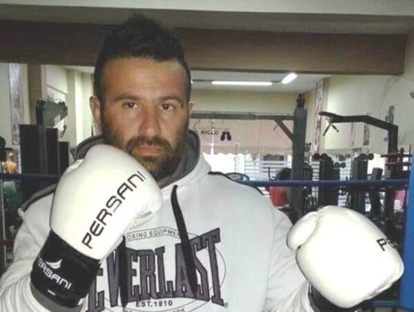 Περιτονίτιδα και ισχαιμικό επεισόδιο έδειξε η νεκροψία του 43χρονου μποξέρ στο Αίγιο