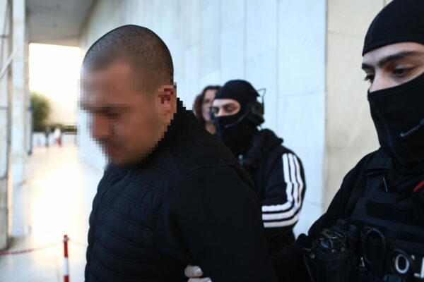 Έγκλημα στη Φοινικούντα: Στο «μικροσκόπιο» ο ρόλος της συντρόφου του ανιψιού