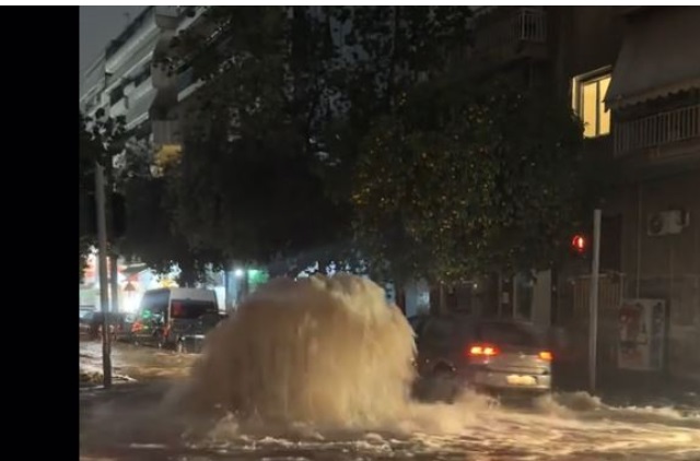 Κακοκαιρία Byron: Γατί δημιουργούνται «σιντριβάνια» στα φρεάτια έπειτα από έντονη βροχόπτωση – Η ανάρτηση Κολυδά