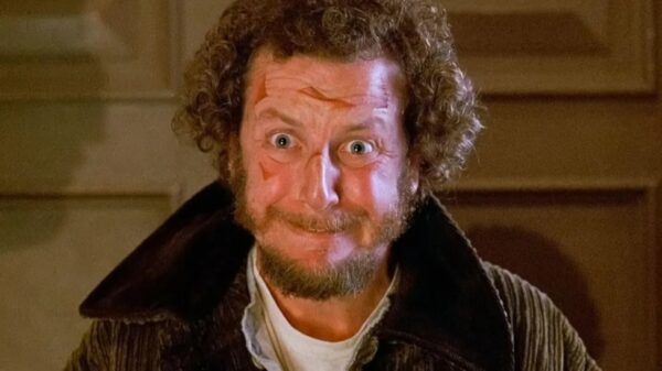 Πώς ο κακός από το Μόνος στο Σπίτι κέρδισε εκατομμύρια από την ταινία με τη λεπτομέρεια στη συμφωνία του που αποδείχτηκε χρυσάφι