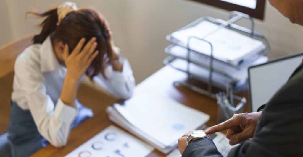 Ισπανία: Απολύθηκε εργαζόμενη γιατί πήγαινε 40 λεπτά νωρίτερα στη δουλειά!