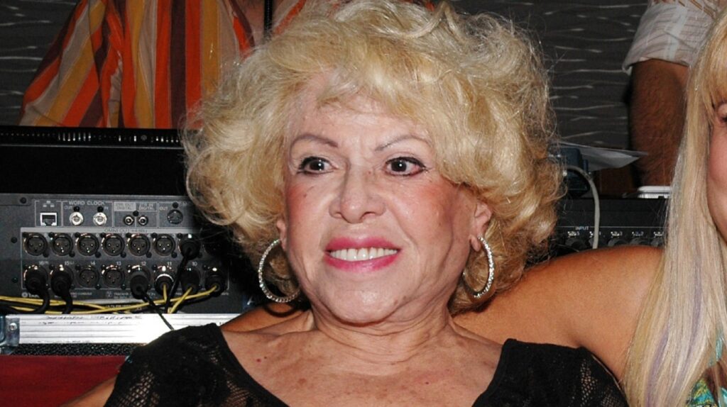 Καίτη Γκρέυ: Αν είναι πλαστή η διαθήκη αλίμονο σε όσους ενεπλάκησαν, προειδοποιεί ο γιος της