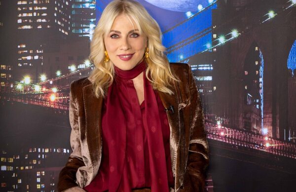 Σμαράγδα Καρύδη: Tι έκανε όταν δεν της άρεσε καθόλου η εικόνα της;