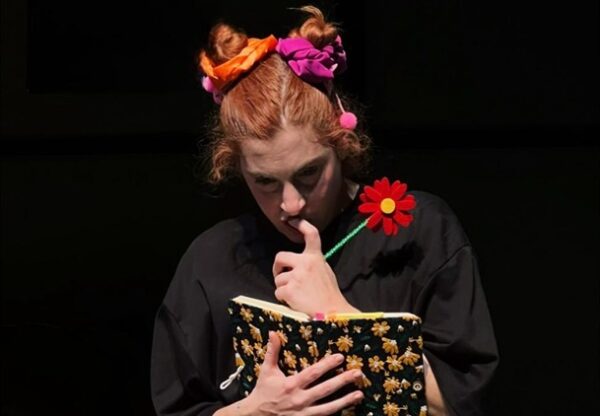 Η “Κoυταλένια” έρχεται στο θέατρο ΜΟΥΣΟΥΡΗ