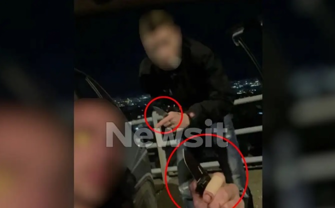 Χολαργός: Παραδόθηκε ο ένας δράστης και συνελήφθη ο άλλος για την επίθεση με μαχαίρια σε 14χρονο