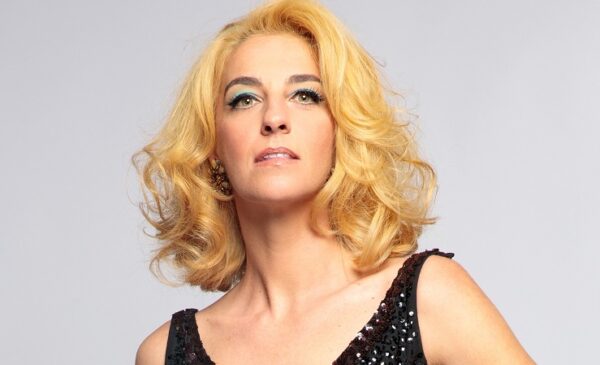 Porto Leone: Στη γειτονιά με τα κόκκινα φανάρια – Ευφημία Καλογιάννη: Περνάει δύσκολα η Κοραλία. Γίνονται πάρα πολλά στη διάρκεια των επεισοδίων. Πολλά άσχημα πράγματα…