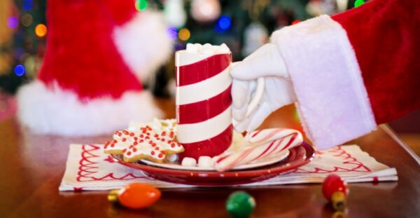 Ποια είναι τα πιο περίεργα χριστουγεννιάτικα έθιμα στον κόσμο