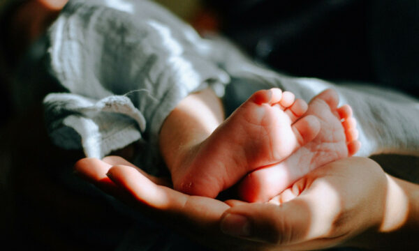 Καλαμάτα: «Δεν μας λέει τίποτα ο πατέρας, δεν μας μιλάει», λένε συγγενείς του ζευγαριού