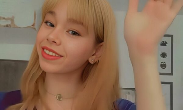 Ιράν: Συγκινεί η ιστορία της 24χρονης φοιτήτριας Ρομπίνα Αμινιάν που πυροβολήθηκε στο κεφάλι