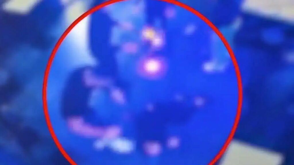 Πάτρα: Προσπάθησαν να ξηλώσουν τις κάμερες και έριξαν χλωρίνη για να εξαφανίσουν τα ίχνη τους μετά την δολοφονία του 30χρονου