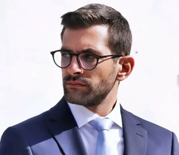 «Πάω να πατήσω κάτω τον καρκίνο και επιστρέφω»: Συγκλόνισε ο δήμαρχος του Αϊ Στράτη, για τη μάχη που δίνει (βίντεο)