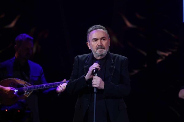 Σταμάτης Γονίδης: Ακούστε  τη νέα του επιτυχία με τίτλο «Κακιά συνήθεια»