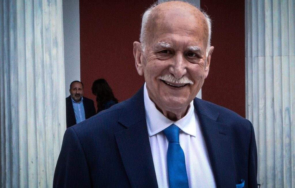 Γιώργος Παπαδάκης: Ο γιατρός του αποκαλύπτει άγνωστα προβλήματα της υγείας του και το ραντεβού που δεν έγινε ποτέ