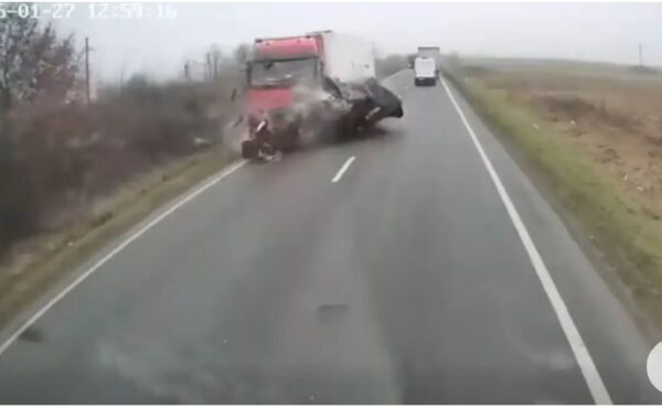 Πολύνεκρο τροχαίο στη Ρουμανία με οπαδούς του ΠΑΟΚ που ταξίδευαν στη Γαλλία – 7 νεκροί και 3 τραυματίες