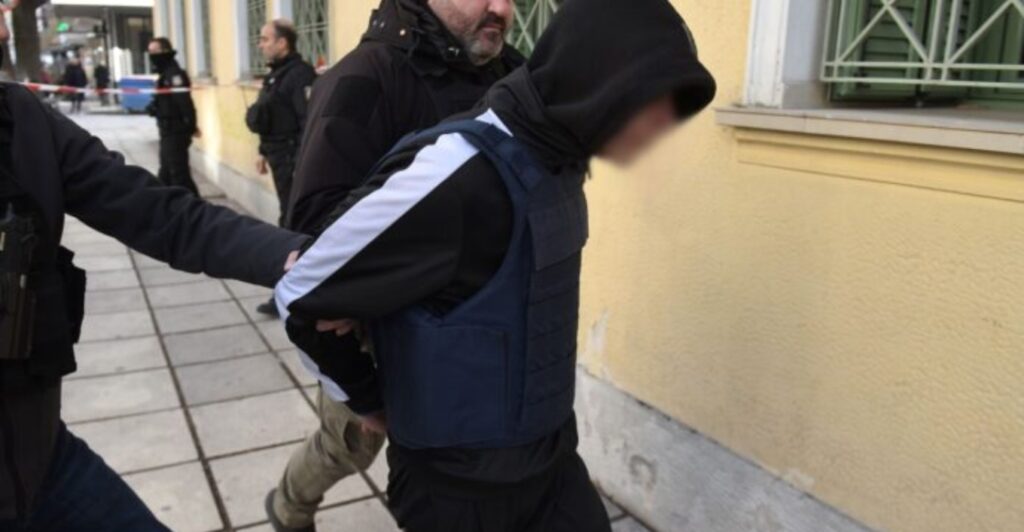 Ξυλοκόπησαν μέσα στη φυλακή τον 16χρονο που τραυμάτισε θανάσιμα 17χρονο στις Σέρρες, τον μαστίγωσαν με ηλεκτρικό καλώδιο