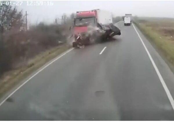 Ρουμανία: Η μοιραία σύμπτωση στο πολύνεκρο τροχαίο με Έλληνες φιλάθλους του ΠΑΟΚ – Τι θα γίνει με τον επαναπατρισμό των σορών και τους τραυματίες