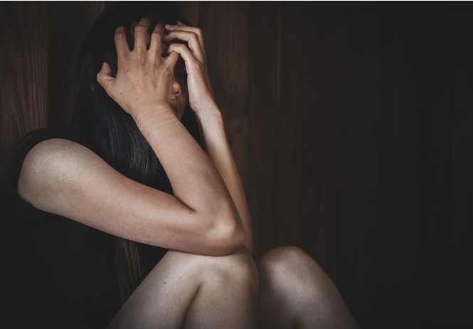 Πετρούπολη: «Με έριξε κάτω και άσκησε πίεση στο σώμα μου» – Συγκλονίζει η 13χρονη που έπεσε θύμα απόπειρας βιασμού