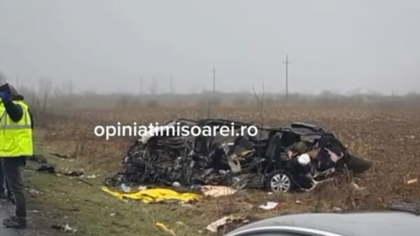 Τι μπορεί να συνέβη δευτερόλεπτα πριν την τραγωδία – Δεν πάτησε φρένο ο οδηγός του μοιραίου βαν, έβγαλε και φλας αριστερά