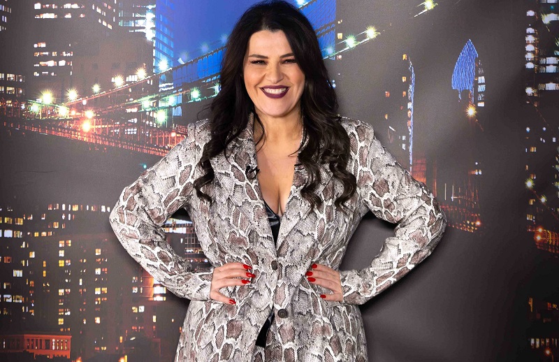 Κατερίνα Ζαρίφη: Τι θυμάται από την πρώτη της τηλεοπτική συνάντηση με την Ελένη Μενεγάκη και τι την ενθάρρυνε πάντα η παρουσιάστρια να κάνει