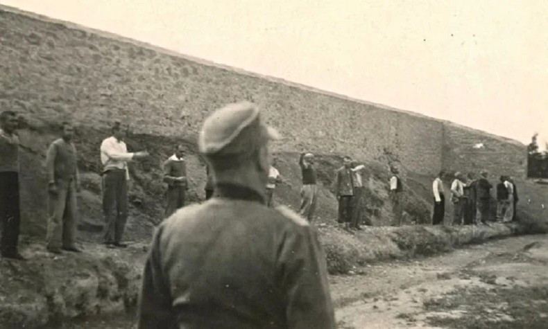 Καισαριανή: Η συγκινητική ιστορία του Κώστα Ρουσόπουλου που πήρε τη θέση άλλου στο απόσπασμα