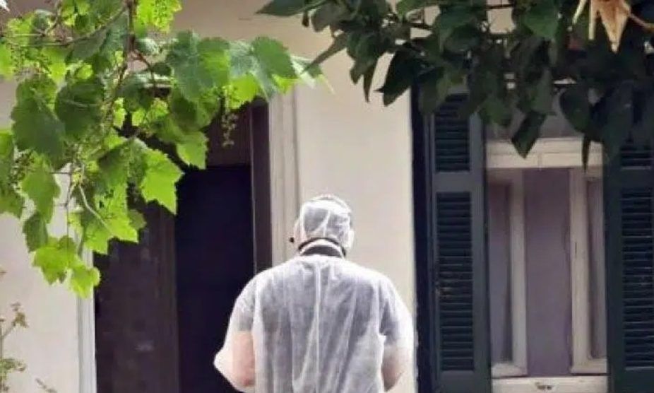 Πάτρα: «Ζούσαν απομονωμένες, χωρίς επαφές», λένε οι γείτονες για τις δύο αδελφές που βρέθηκαν νεκρές